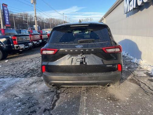 2025 Ford Escape ST-Line Select