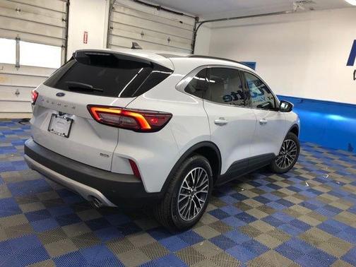 2025 Ford Escape PHEV