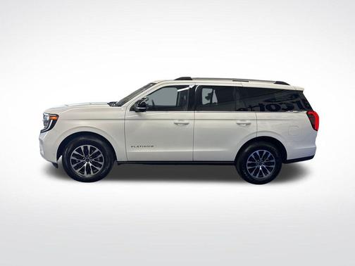 White Metallic 2025 Ford Expedition Platinum