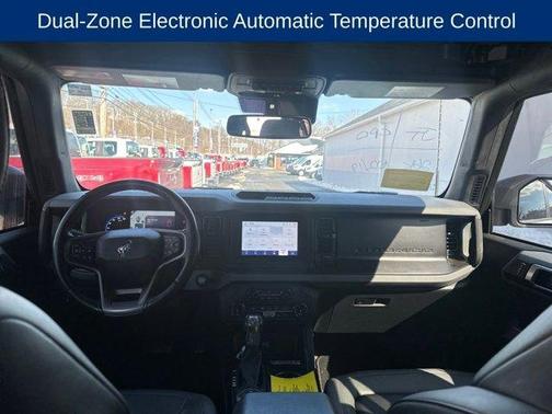 2022 Ford Bronco Black Diamond