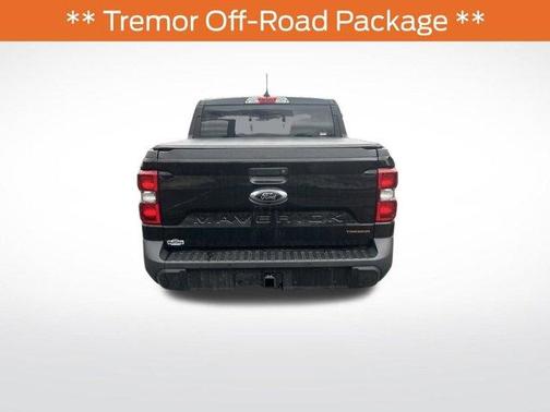 Shadow Black 2024 Ford Maverick Lariat