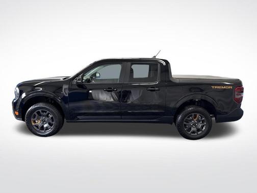 Shadow Black 2024 Ford Maverick Lariat