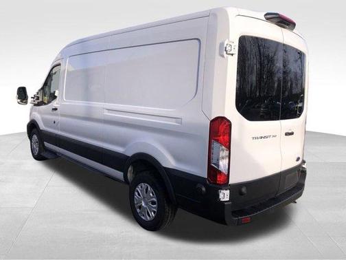 2024 Ford Transit-350 148 WB Medium Roof Cargo