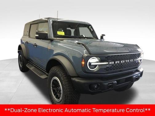 Azure Gray Metallic 2025 Ford Bronco Badlands