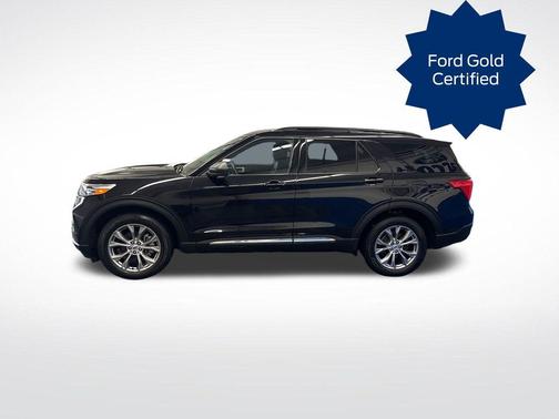 Black Metallic 2022 Ford Explorer XLT