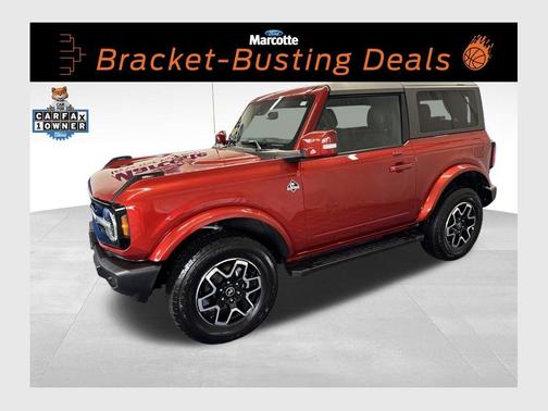 Hot Pepper Red Metallic Tinted Clearcoat 2023 Ford Bronco Outer Banks