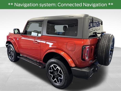 Hot Pepper Red Metallic Tinted Clearcoat 2023 Ford Bronco Outer Banks