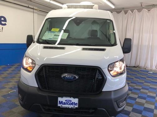 2025 Ford Transit-250 148 WB Medium Roof Cargo