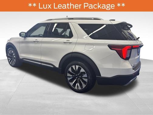 Star White 2026 Ford Explorer Platinum