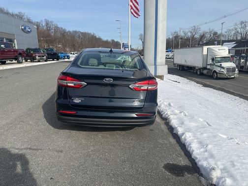 2020 Ford Fusion Hybrid SE