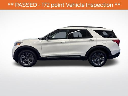 Star White 2023 Ford Explorer XLT