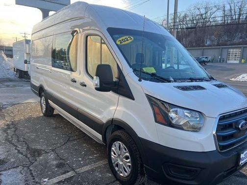 2023 Ford E-Transit Base