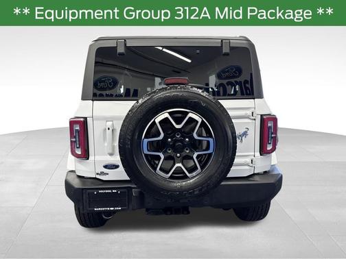 Oxford White 2023 Ford Bronco Outer Banks