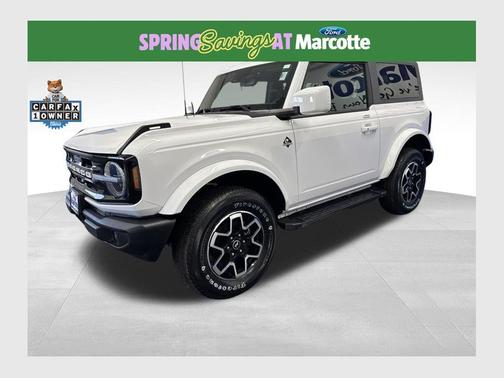Oxford White 2023 Ford Bronco Outer Banks