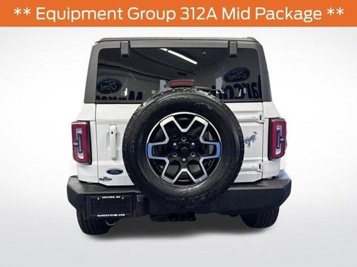 Oxford White 2023 Ford Bronco Outer Banks