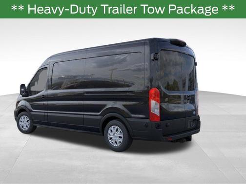 Agate Black Metallic 2026 Ford Transit-250 148 WB Medium Roof Cargo