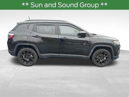Diamond Black 2022 Jeep Compass Altitude
