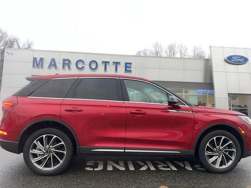 2024 Lincoln Corsair Premiere