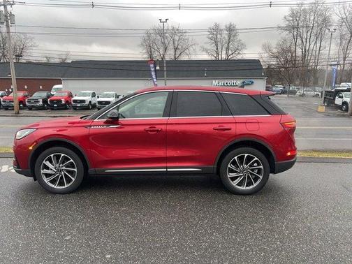 2024 Lincoln Corsair Premiere