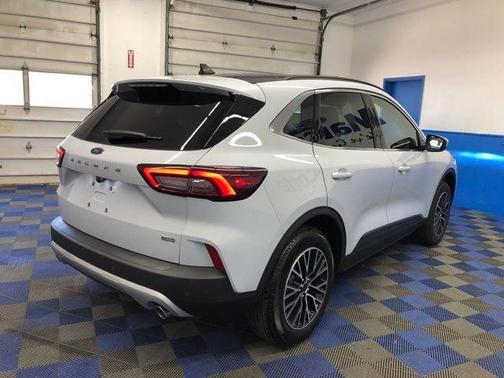 2025 Ford Escape PHEV