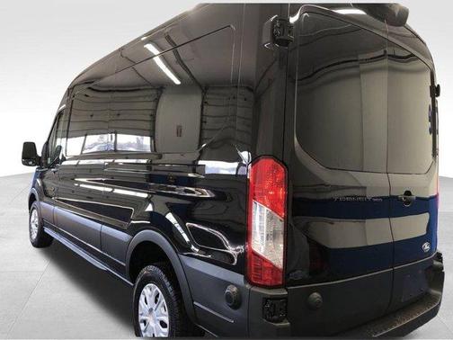 2026 Ford Transit-350 148 WB Medium Roof Cargo