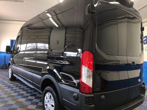 2026 Ford Transit-350 148 WB Medium Roof Cargo