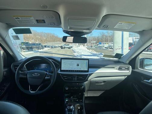 2025 Ford Escape Platinum