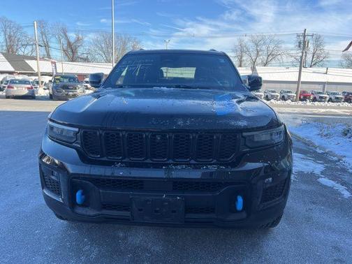 2023 Jeep Grand Cherokee 4xe Trailhawk