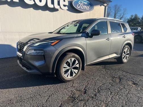 2022 Nissan Rogue SV