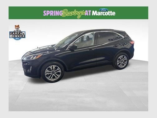 Agate Black Metallic 2022 Ford Escape SEL