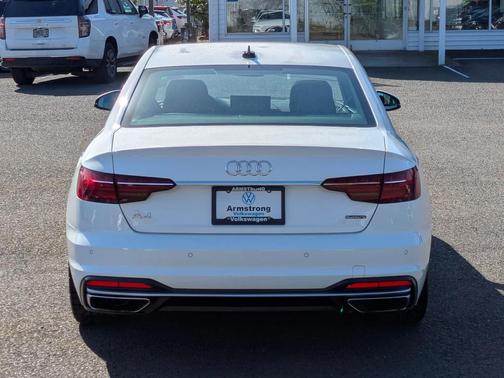 2023 Audi A4 45 S line Premium Plus