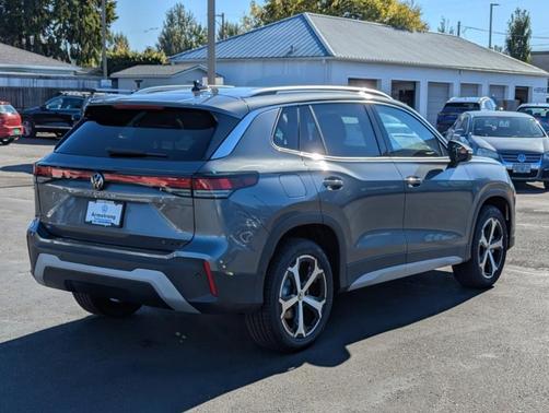 2025 Volkswagen Tiguan 2.0T SE