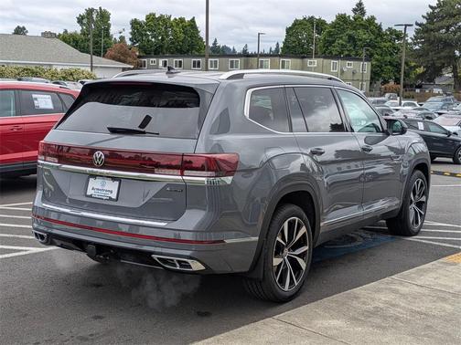 2025 Volkswagen Atlas 2.0T SEL Premium R-Line