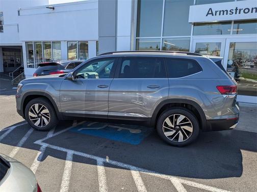 2025 Volkswagen Atlas 2.0T SE