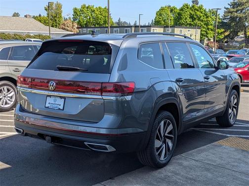 2025 Volkswagen Atlas 2.0T SE