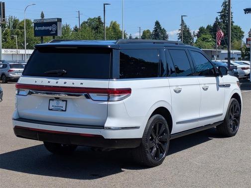 2023 Lincoln Navigator L Black Label