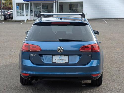 2015 Volkswagen Golf SportWagen SE