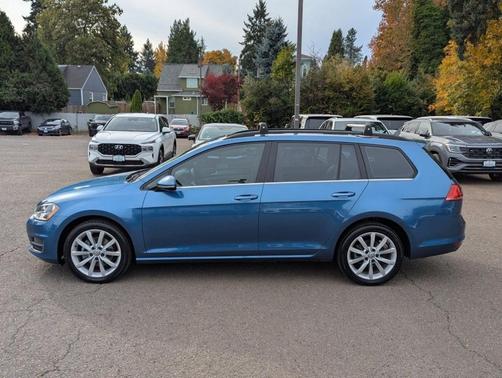 2015 Volkswagen Golf SportWagen SE