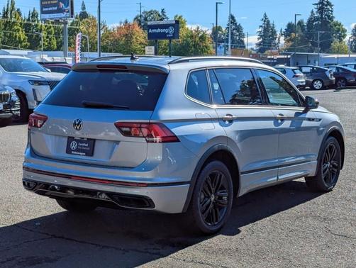 2022 Volkswagen Tiguan 2.0T SE R-Line Black
