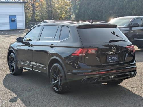 2024 Volkswagen Tiguan 2.0T SE R-Line Black
