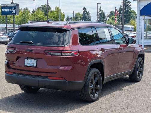 2023 Jeep Grand Cherokee L Laredo