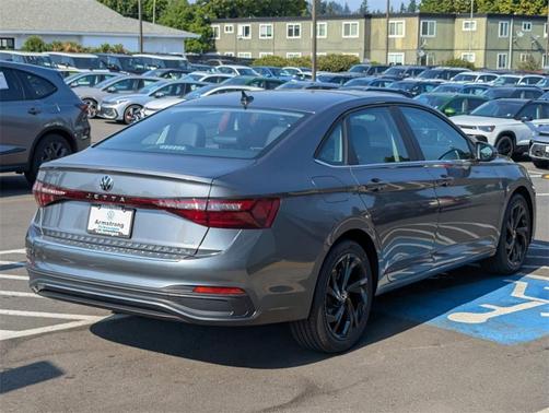 2025 Volkswagen Jetta 1.5T SE