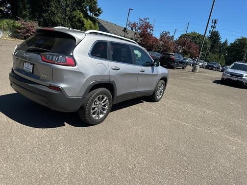 2019 Jeep Cherokee Latitude Plus