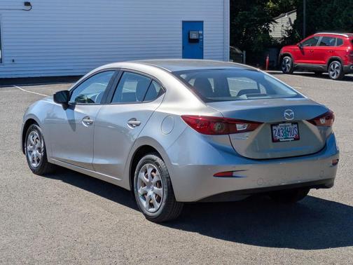 2015 Mazda Mazda3 i Sport