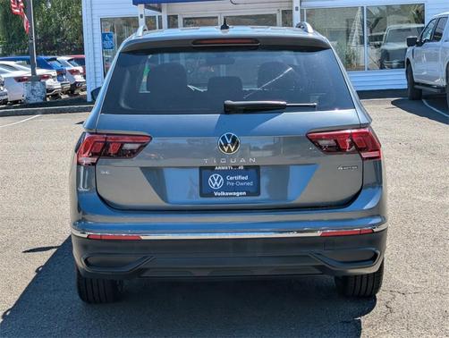 2022 Volkswagen Tiguan 2.0T SE