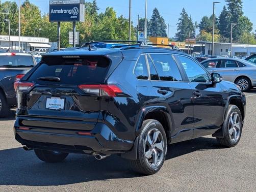 2023 Toyota RAV4 Prime SE