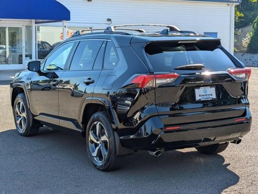 2023 Toyota RAV4 Prime SE