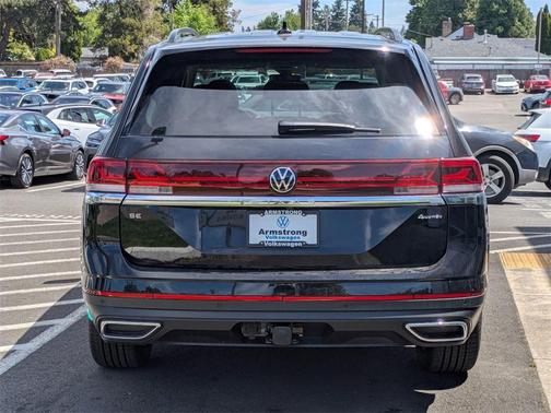 2025 Volkswagen Atlas 2.0T SE
