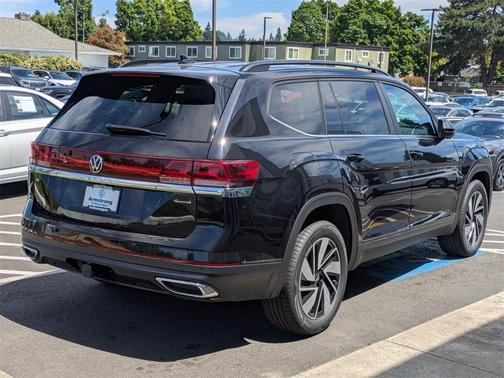 2025 Volkswagen Atlas 2.0T SE