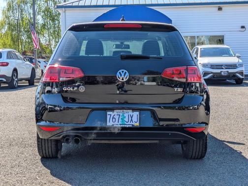 2017 Volkswagen Golf TSI Wolfsburg Edition 4-Door